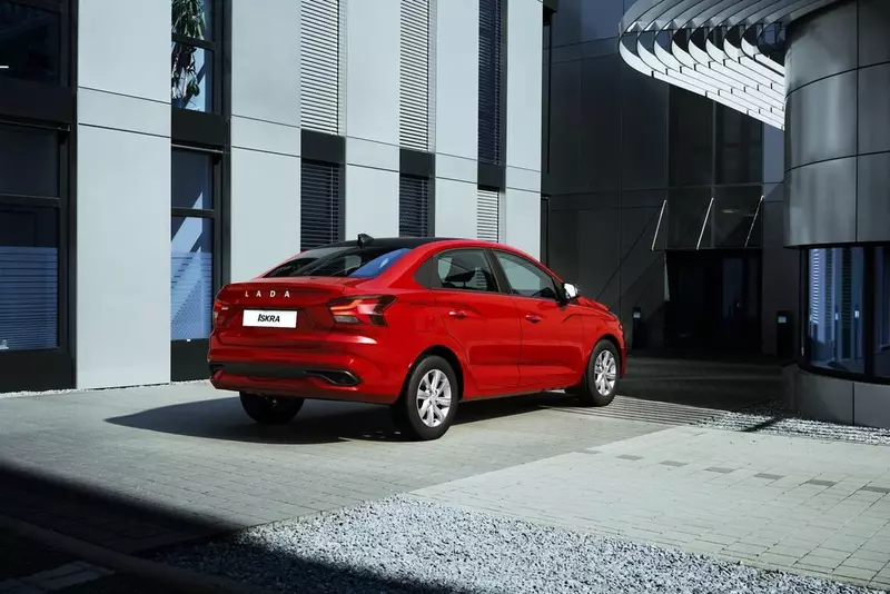 Иллюстрация #2 для новости «машиностроение: АВТОВАЗ официально представил новую модель Лада Искра»