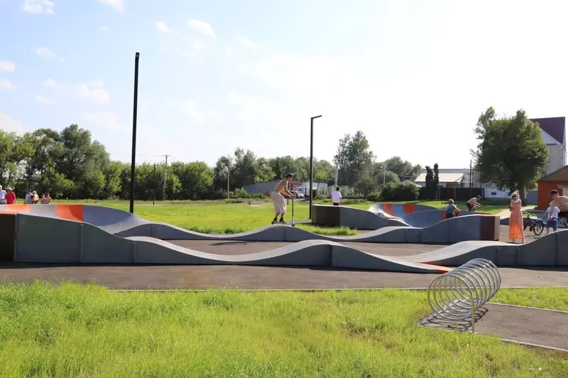 Фото 7 для статьи «В Орловской области благоустроили парк»