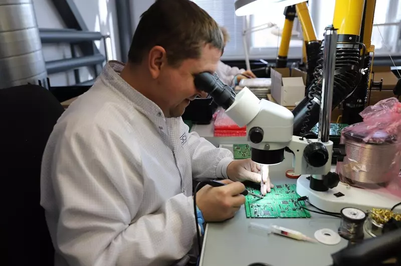 5 для новости «импортозамещение: В ОЭЗ Орёл открылся завод по производству телематического оборудования»