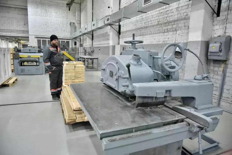 Фото 3 для статьи «Орелтекмаш открыл новый деревообрабатывающий цех»