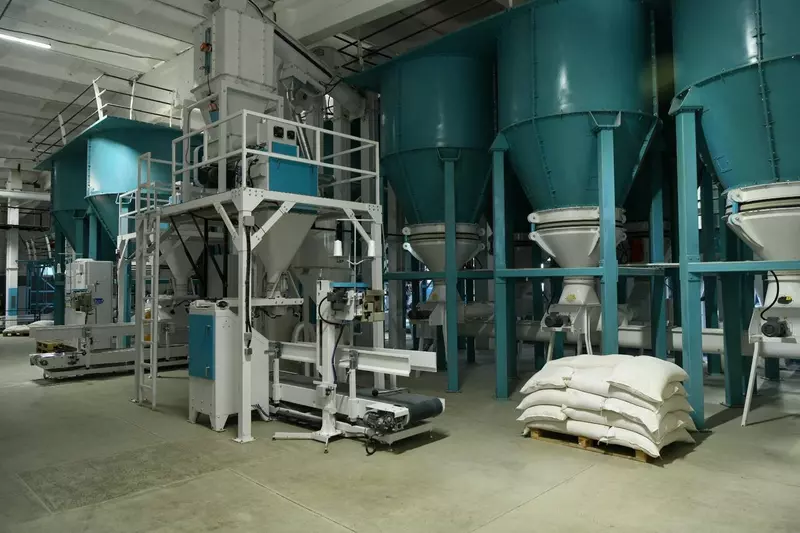 Иллюстрация #2 для поста «Оренбургская область: В Оренбургской области открыт мельничный комплекс по переработке пшеницы»