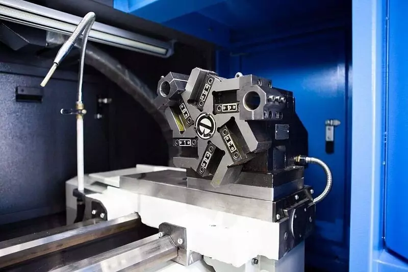 #3 для публикации «изобретения: Российские инженеры разработали токарный станок с собственной цифровой системой управления»