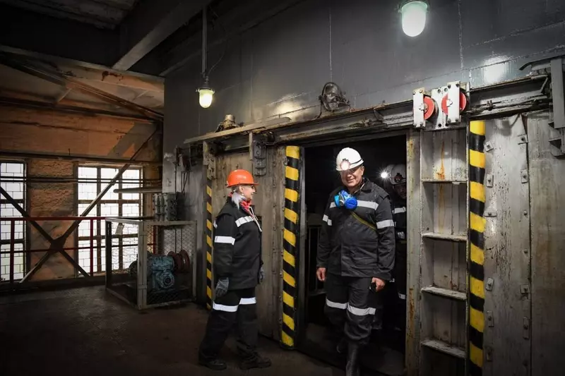 Запущена новая лава на шахте имени Баракова в ЛНР