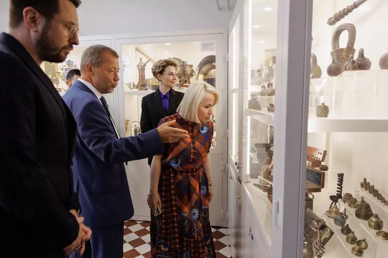 Иллюстрация #5 для новости «общество: В Нижнем Новгороде после реставрации открылся флигель усадьбы Рукавишниковых»