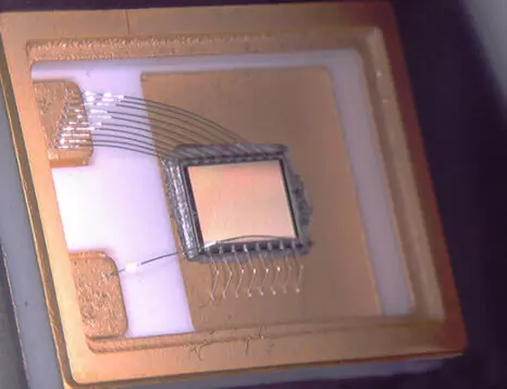 НИИ электронной техники запустил в серийное производство силовые транзисторы серии ТНГ К