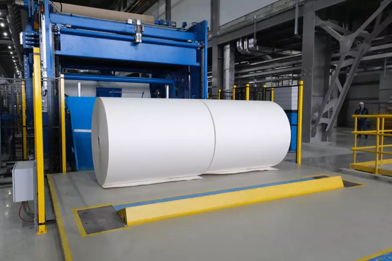 №1 для публикации «Транспорт: Речной флот обеспечил комбинату КАМА сырьевую базу для производства картона и бумаги»