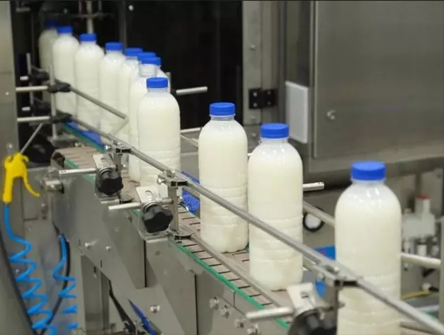 Иллюстрация №1 для публикации «Новые и модернизированные предприятия агропрома: Роботы выполняют самую тяжелую работу на одном из молочных заводов Липецкой области»