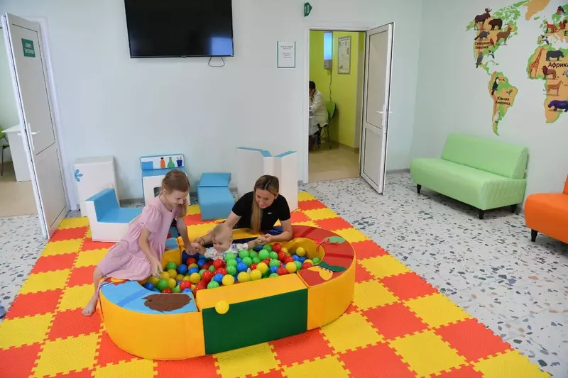 Картинка №5 для «В Саратове открылась новая поликлиника»