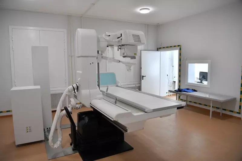 Фото 2 для статьи «Саратовская область: В Питерке Саратовской области построили поликлинику на 300 посещений в смену»