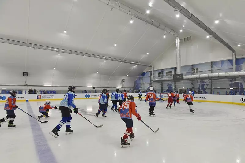 Фото №2 для статьи «Норильск: В Норильске открыли новую ледовую арену»