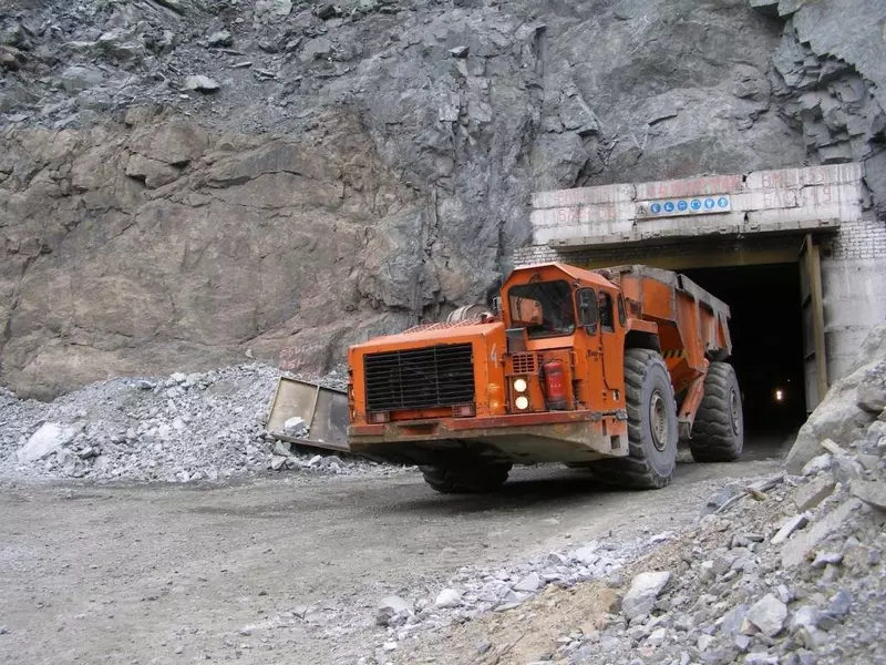 Иллюстрация №4 для «Возрождая страну»