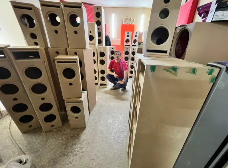 В Новосибирске открыли производство акустических систем