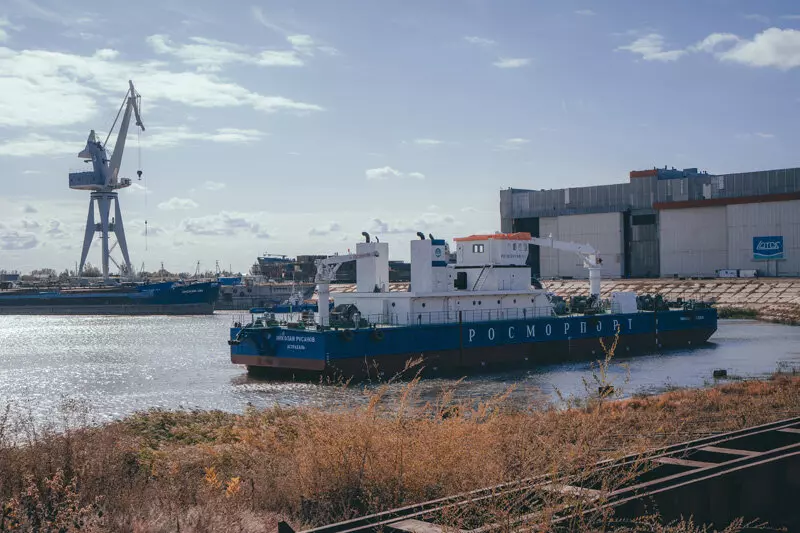 Иллюстрация №2 для новости «Стройлидерплюс: В Астраханской области спущен на воду земснаряд Николай Русанов проекта 3»