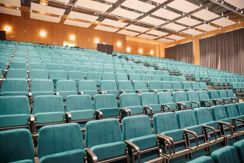 Картинка #2 для поста «новая школа: В Мариуполе построена новая большая школа на 1100 мест»