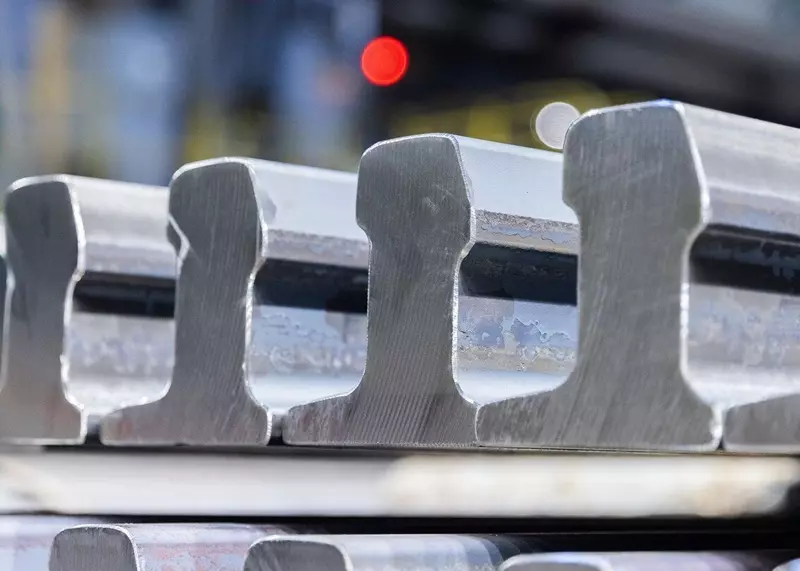 ЕВРАЗ ЗСМК впервые изготовил рельсы для высокоскоростной магистрали Москва Санкт Петербург