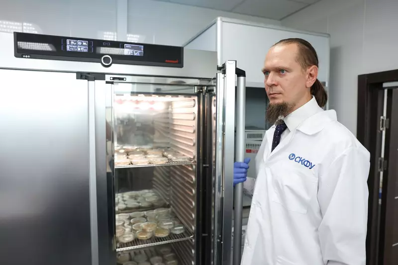 Изображение #3 для новости «образование: В Северо Кавказском федеральном университете открылся геномный центр»