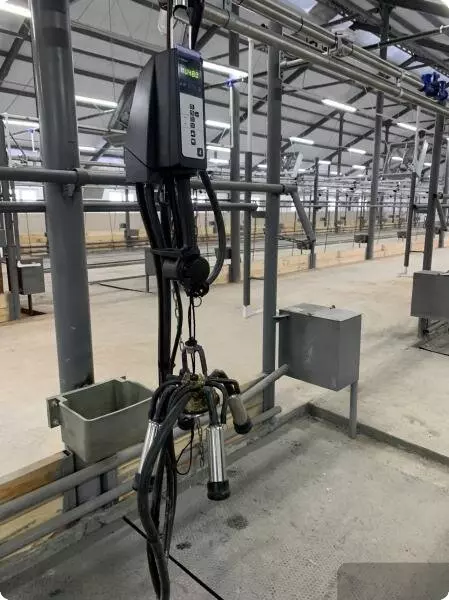 Свердловский кооператив Пламя построил ферму на 200 голов