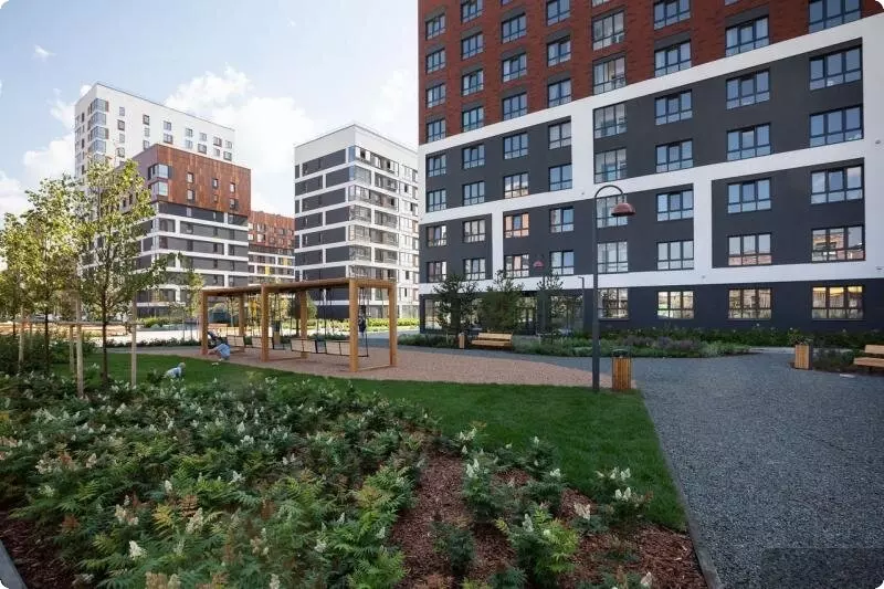 №20 для «В Екатеринбурге завершено благоустройство Солнечных аллей»