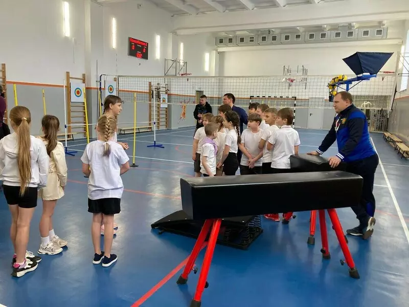 Изображение №7 для новости «Единственная на Южном Урале сельская гимназия открылась после капитального ремонта»