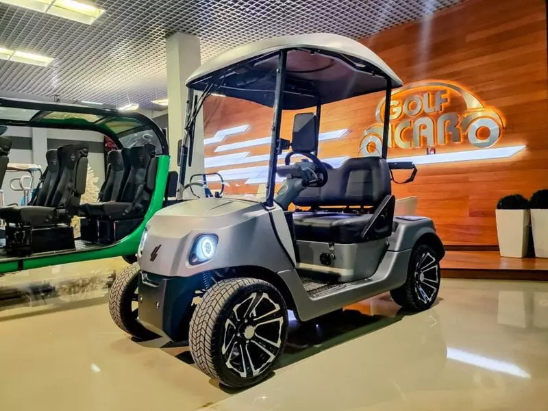 Российский производитель начал выпуск компактных электрокаров