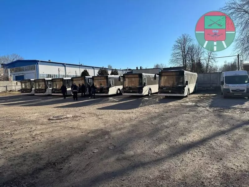 В Запорожскую область и ДНР поступили новые партии автобусов