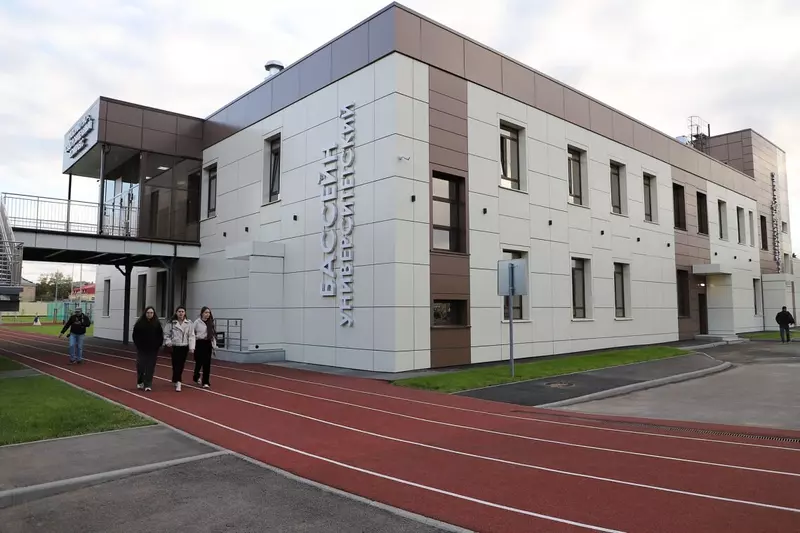 В Магнитогорске открыли современный ФОК