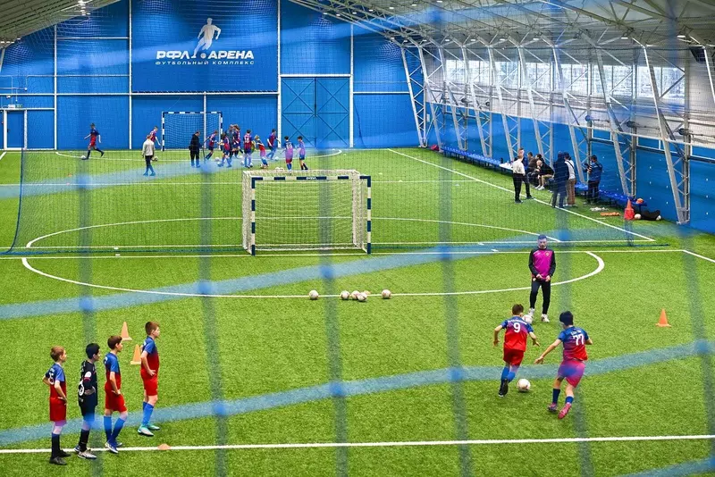 Фото №2 для статьи «спортивные объекты: На востоке Москвы начал работу современный футбольный манеж»