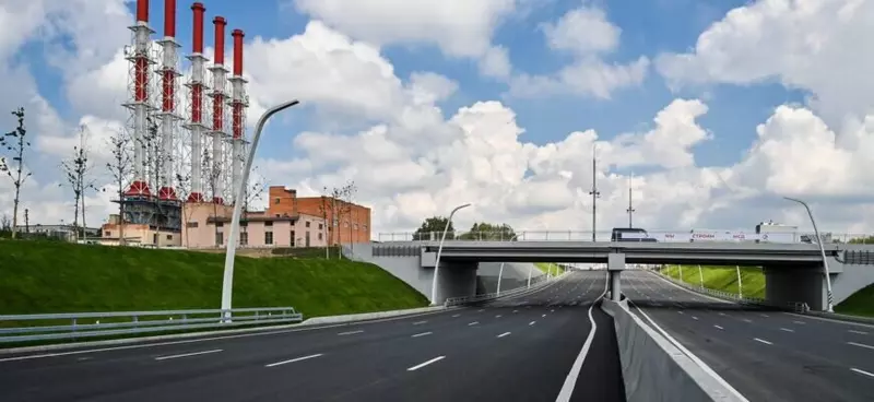 Картинка #2 для поста «дорожное строительство: Участок МСД в Москве от Котляковской улицы до Ступинского проезда открылся для транспорта»