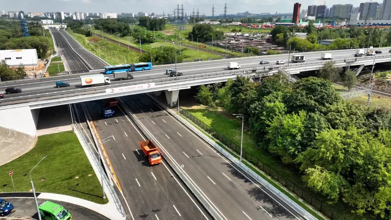 Фото №4 для новости «Участок МСД в Москве от Котляковской улицы до Ступинского проезда открылся для транспорта»