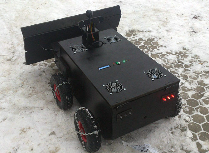 Снегоуборщик finepower. Робот снегоуборщик Roofer. Снегоуборщик аккумуляторный Omi Robotics Omi plow самоходный. TWS 1172 снегоуборщик. Робот тягач, снегоуборщик Bizon.