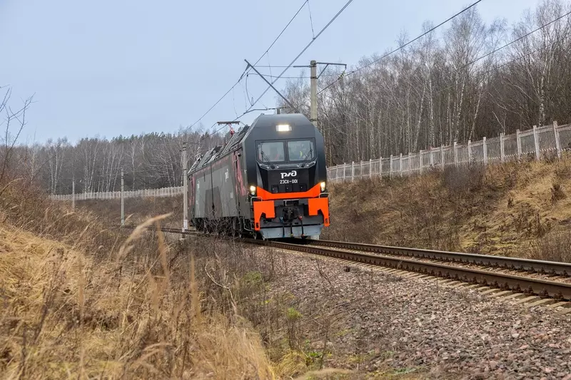 Новый электровоз Орлец проходит испытания