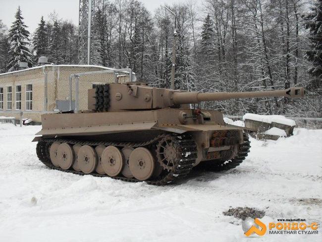 Новый немецкий тяжелый танк „Тигр В“