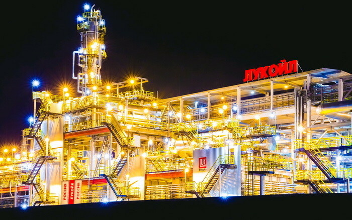 ЛУКОЙЛ-Пермнефтеоргсинтез - российский лидер по глубине переработки нефти (свыше 98%)