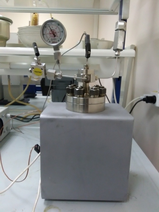 Автоклав предназначен для проведения химических исследований в агрессивных средах при температурах до 500 градусов Цельсия и давлении до 500 атмосфер