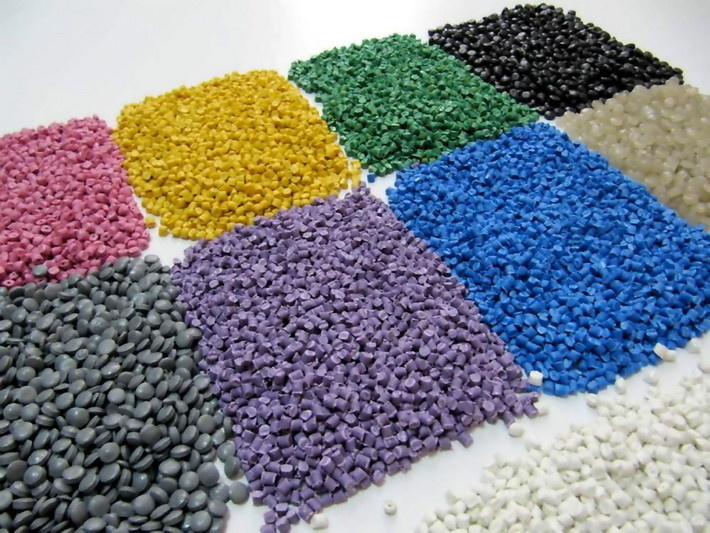 Различные виды вторичной гранулы: полипропилена, полиэтилена низкого давления, полиэтилена высокого давления и другие
