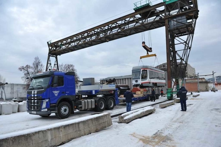 Сколько километров от магнитогорска до усть катава