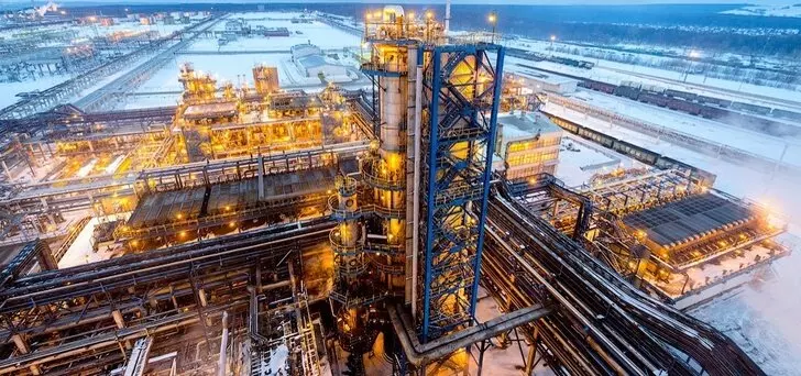 Картинка #1 для новости «Энергетика и ТЭК: Башнефть начала производство бензина с новым высокооктановым компонентом»