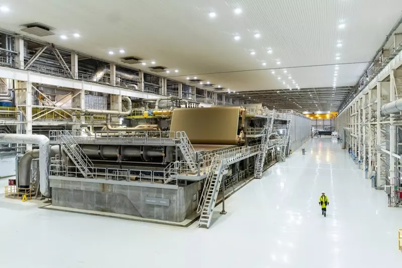 Новый комбинат по производству картона запустили в Усть Илимске