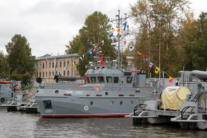 6 для новости «Обновление вспомогательного флота ВМФ России в 2024 году принято в состав флота»