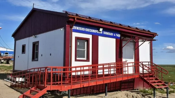 #29 для публикации «Новый пассажирский терминал аэропорта Нового Уренгоя начал работу»