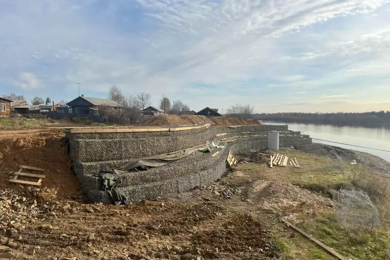 Картинка №6 для публикации «города и сёла России: В Иркутской области построены противопаводковые дамбы»