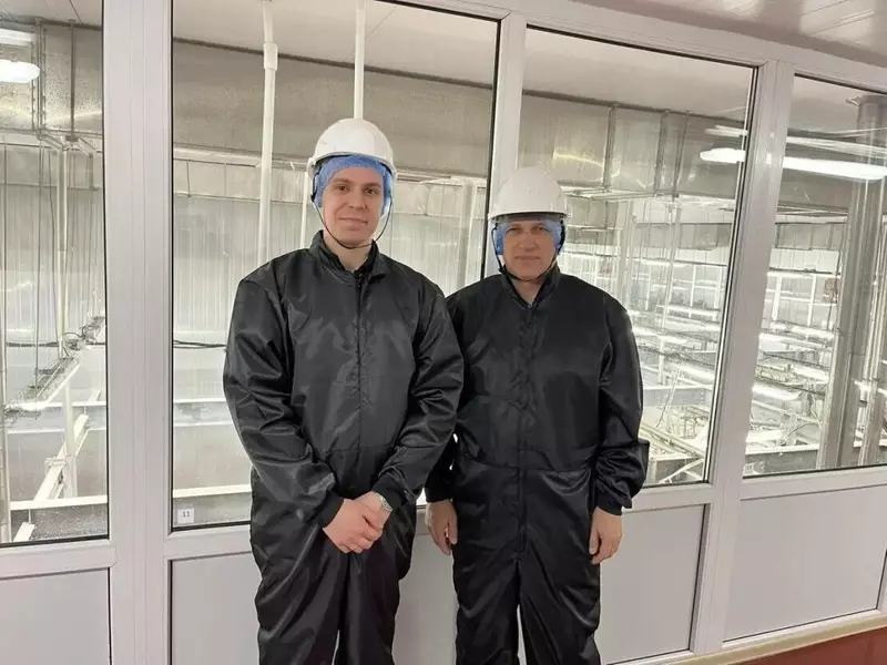1 для поста «: »