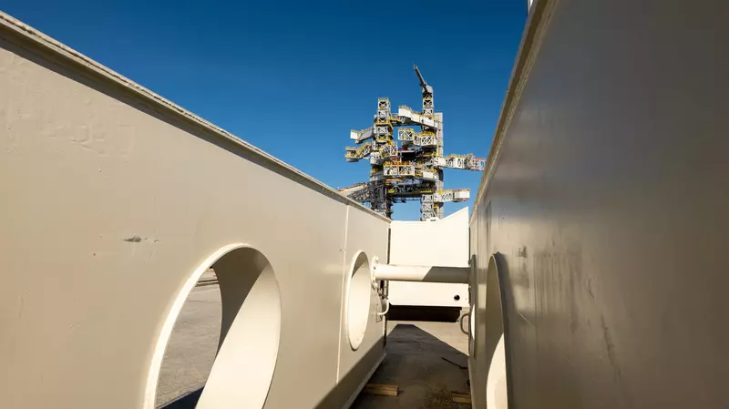 Фото №9 для новости «На Восточный доставили транспортно установочный агрегат для ракеты Ангара»