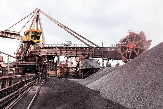 Лебединский ГОК модернизировал производство введён в эксплуатацию новый роторный укладчик заборщик