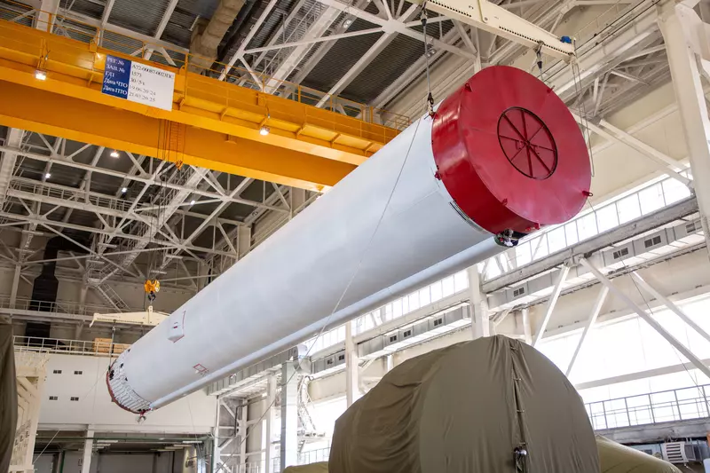 Картинка 6 для публикации ««Ангара-А5»: На космодроме Восточный в ходе комплексных испытаний собирают ракету Ангара НЖ»