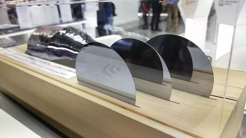 Картинка 3 для «импортозамещение: Эффективное отечественное решение для фиксации слитков при нарезке на пластины»