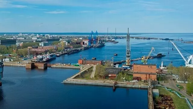 №1 для статьи «: У достроечной набережной Севмаша углубили дно»