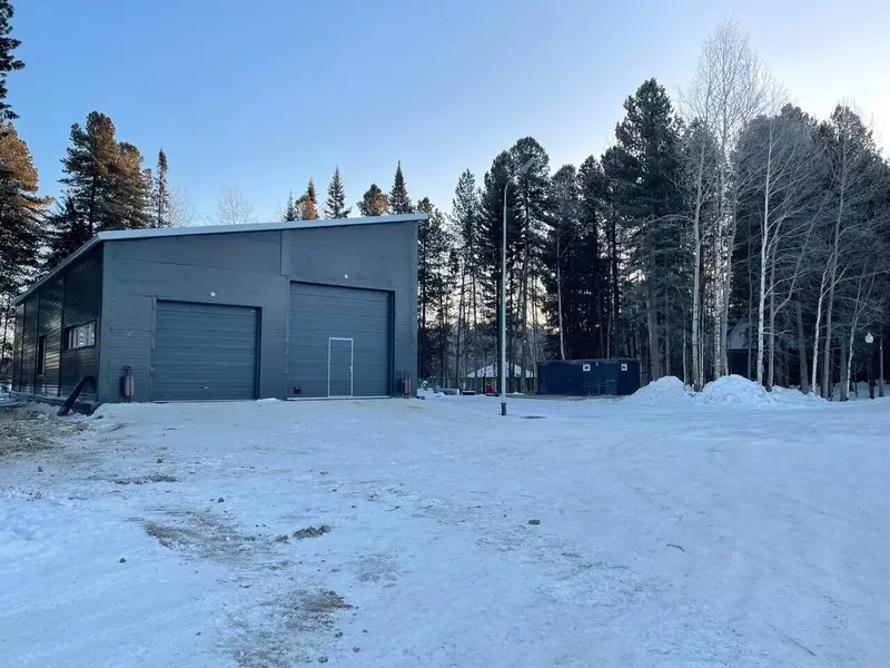 Фото #6 для публикации «В Нижневартовске открылся центр лыжного спорта»