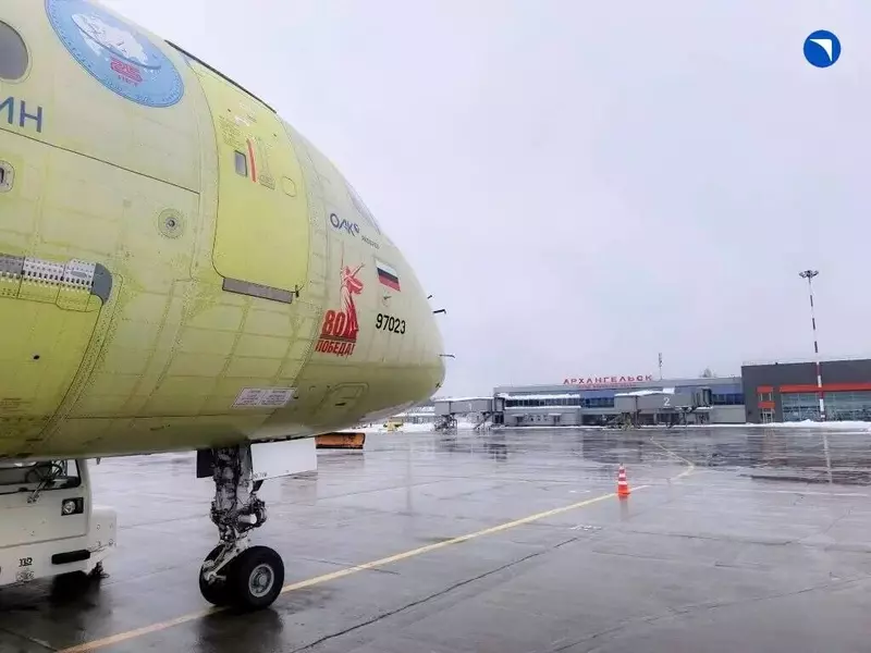 Иллюстрация #1 для поста «Авиация: 100 прилетел в Архангельск проверять противообледенительную систему»