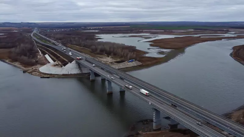 2 для публикации «дорожное строительство: В 2023 году Росавтодор провел дорожные работы на 284 искусственных сооружениях»